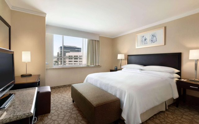Embassy Suites Los Angeles - Glendale