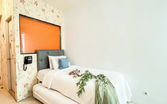 Studio Apartment Near Kebayoran Station At Pakubuwono Terrace