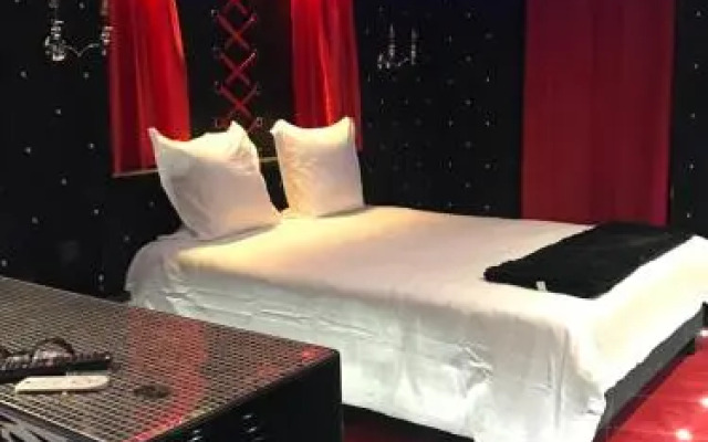 Le Cabaret Vip SPA