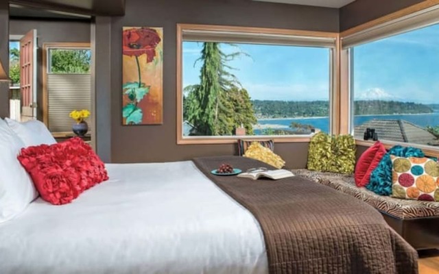 Three Tree Point Bed & Breakfast