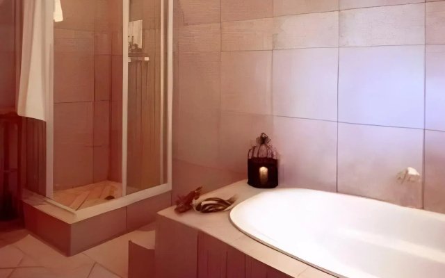 Milkwood Lodge - Hermanus