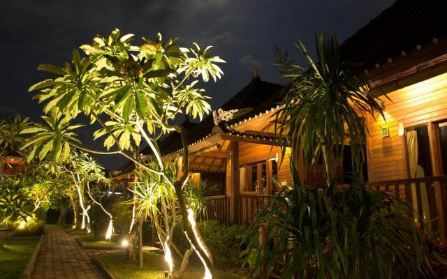 Lembongan Garden Cottages