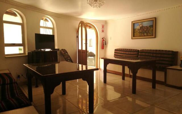 Monica's Guesthouse