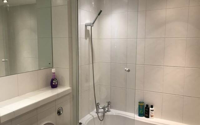 Leamington Spa Serviced Apartments - The Space