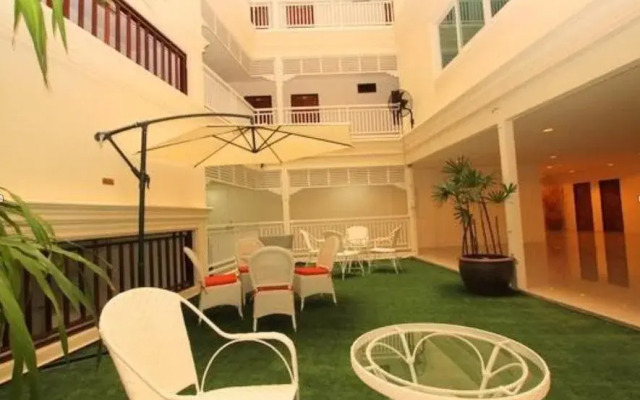 Baan Klang Hua Hin Resort & Condominium