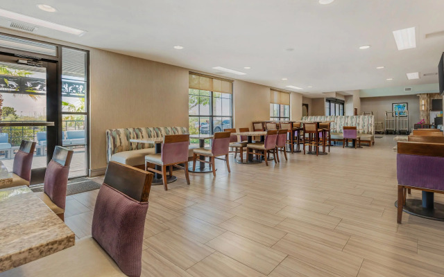 Comfort Suites Las Cruces I-25 North