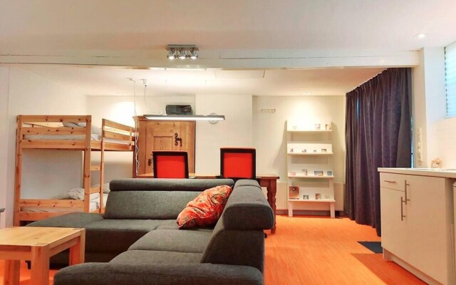 Captivating 2-bed Apartment in Hilversum