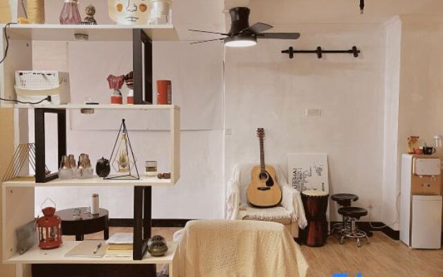 Wish You A Good Dream Youth Hostel