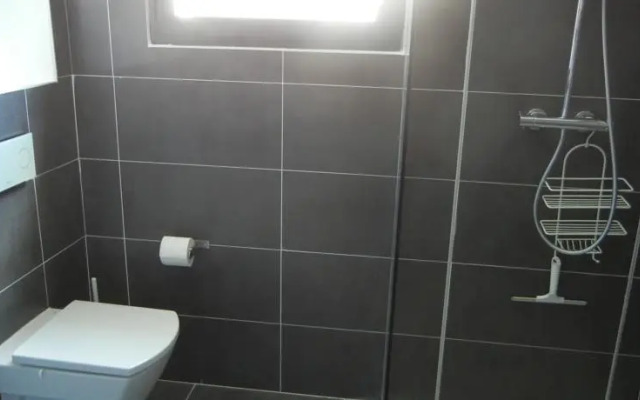 Appartement la Pompignane avec jardin et terrasse