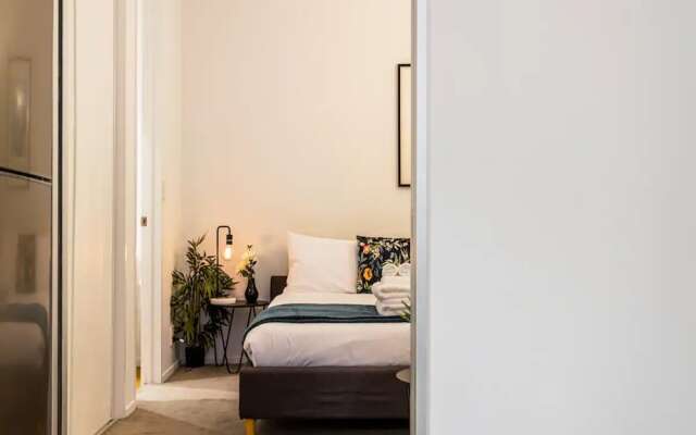 Cosy Queen St 1-Br Apartment
