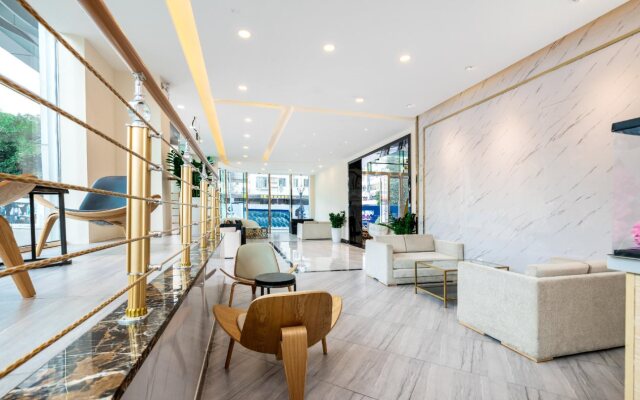 Golden Central Serviced Residence Shenzhen (Upper Hills)