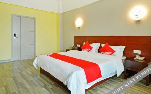 Heyi Apartment