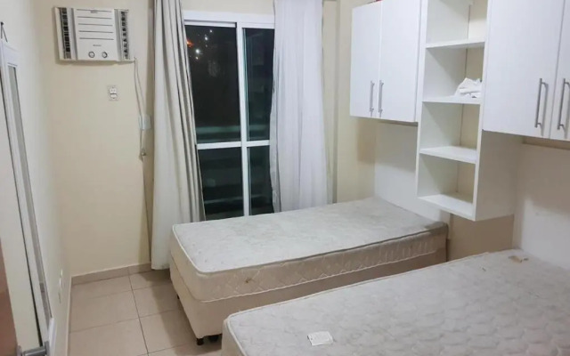 Apart. Deluxe 3 quartos Prainha 10 Pessoas
