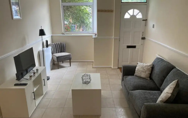 Reading 3 Bedroom apartment