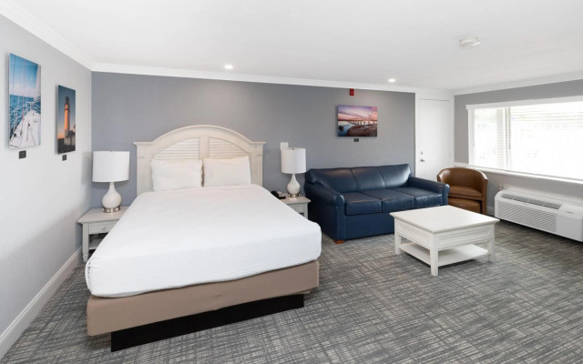 InnSeason Resorts HarborWalk