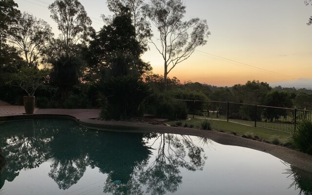 Your Luxury Escape - Little Farm House