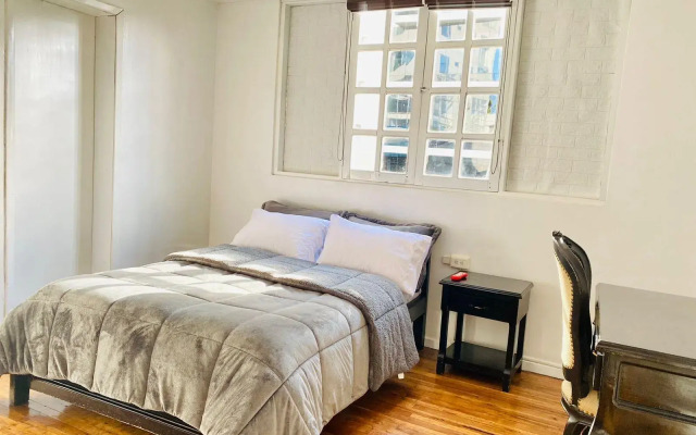 Hotel Muros Quito
