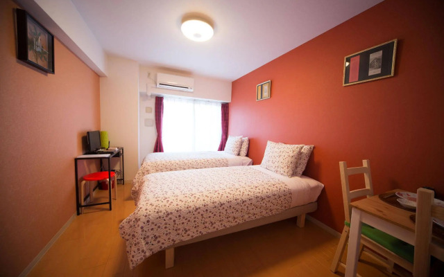 Swiss Kyoto Horikawa West Guesthouse