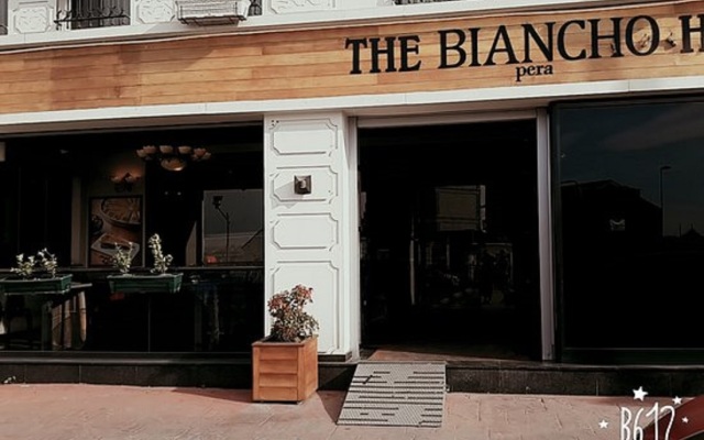 The Biancho Hotel Pera