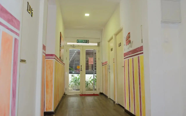 OYO HOME 90260 Natol Homestay London