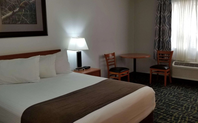 SureStay Plus Hotel by Best Western Lethbridge