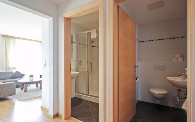 Apartment Ladis Fiss 18956