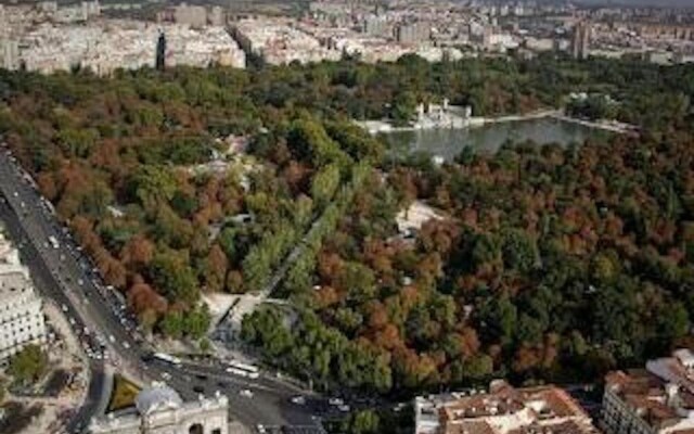 Downtown Apt.-Atocha-Station