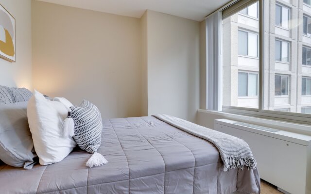 Magnificent Condo Crystal City With Gym