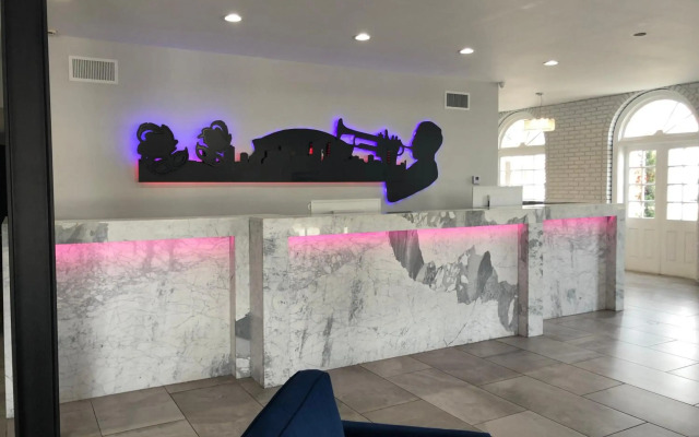 Midtown Hotel - Downtown New Orleans