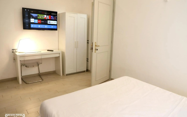 Up Hotel