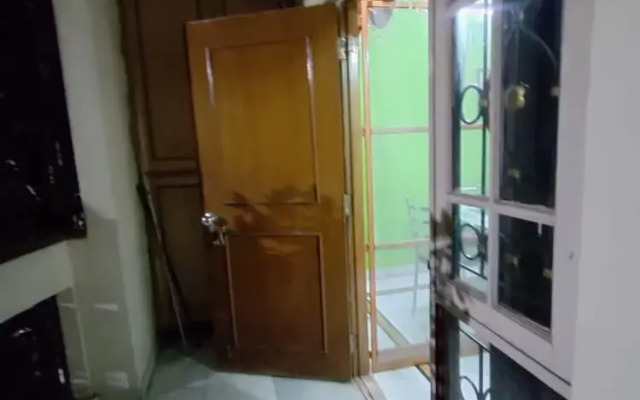 Hyderabad Serenity Retreat - 3 Bdrm Apartment