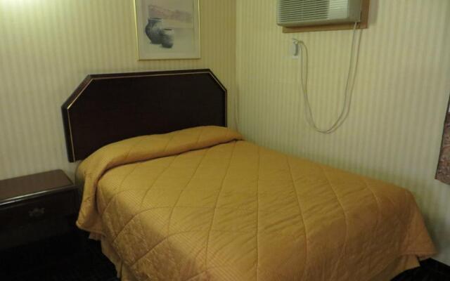 Budget Inn Hollywood