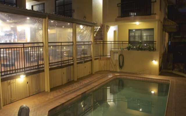 Pegasus Motor Inn and Serviced Apartments