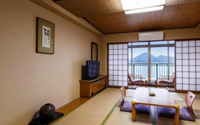 Zekkei No Yuyado Toya Kohantei Ryokan Abuta