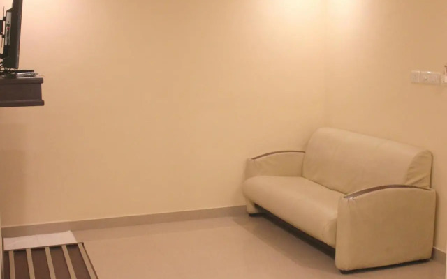 Aura Residency