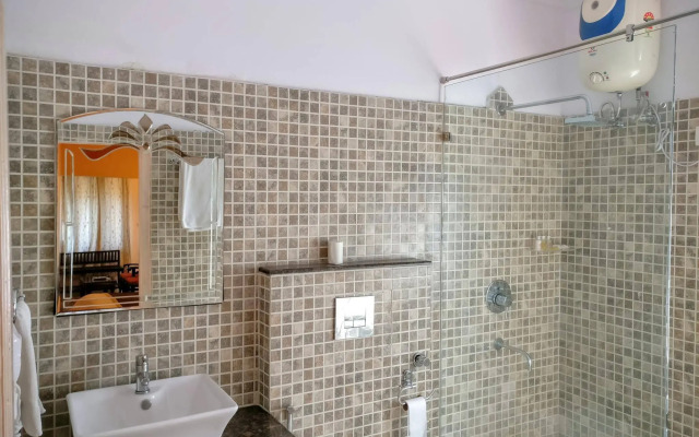 Suryaa Villa - A City Centre Hotel