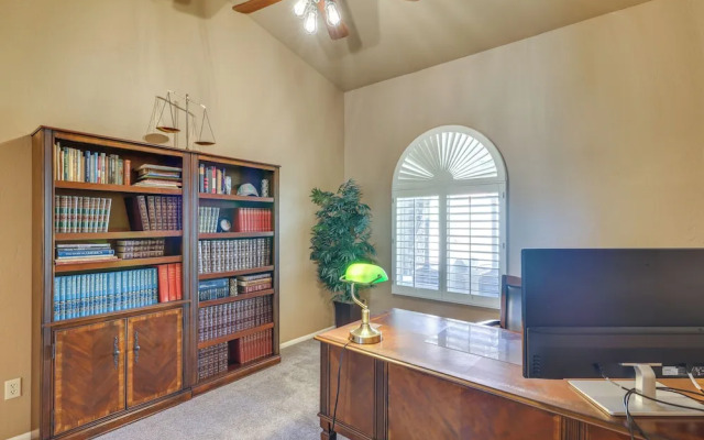 Spacious Scottsdale Home: Pool & Covered Patio