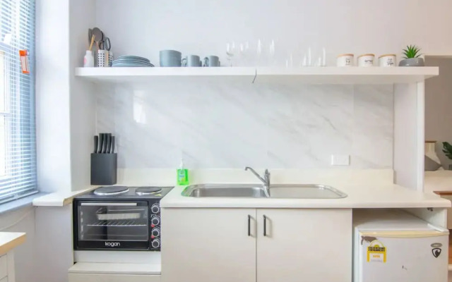 Stylish Studio Apartment In Surry Hills