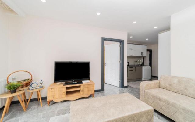 Mesmerizing Flat Close to Konyaalti