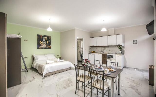 Del Sol #1 Meteora Luxurious Family Suites