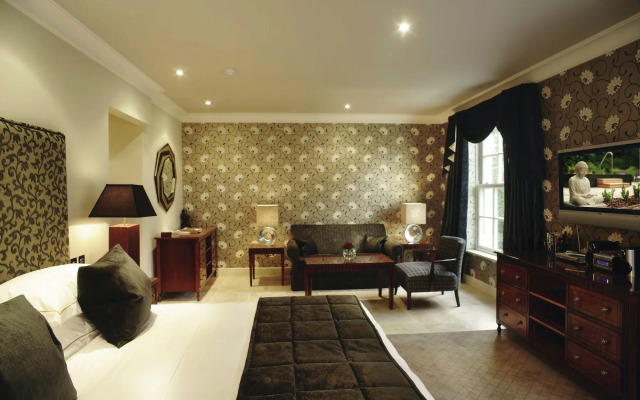 Alexander House And Utopia Spa