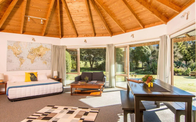 Abel Tasman Lodge