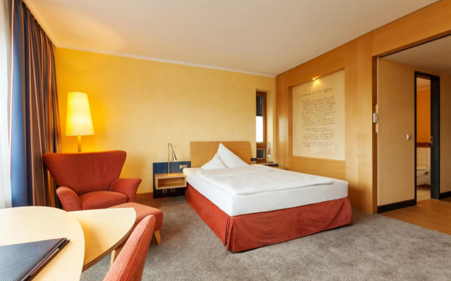 Steigenberger Hotel Remarque