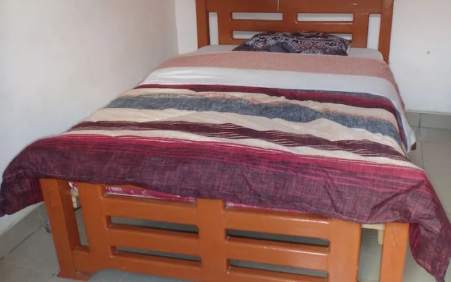 Erishina Guest House