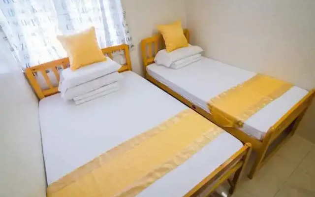 Ever Easy Hotel (Mongkok MTR Exit E1)