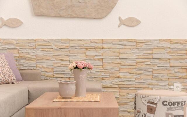 Beach Resort Apartments Bucina