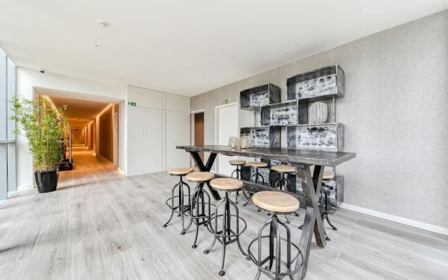 Aparthotel Acropolis