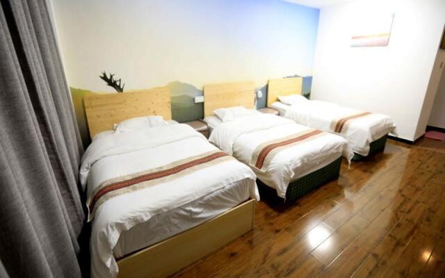Shell Linzhi Bayi Area G318 Shuangyong Road Hotel