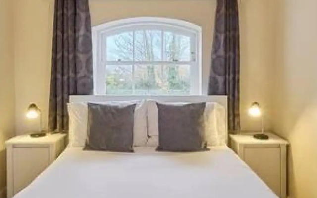 Host Stay Nunnery Fields