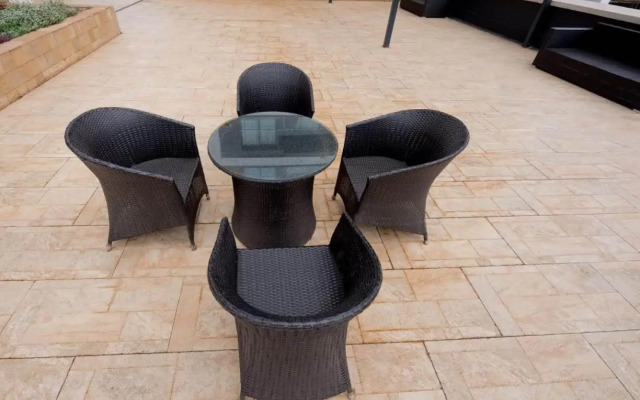 ASTORIA 1BDR with a gym&pool with views